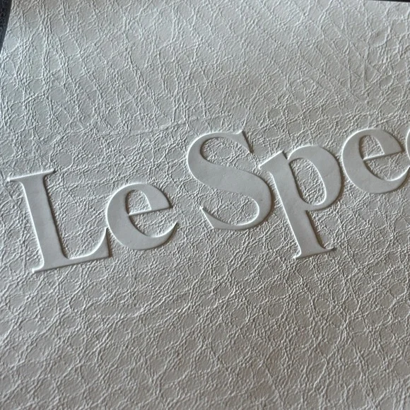 Le Specs
Outta Love Oval Sunglasses - Picture 5 of 6